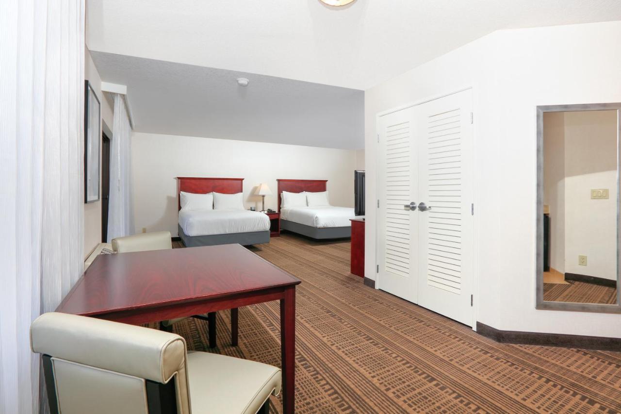 Holiday Inn & Suites Santa Maria By Ihg Екстер'єр фото