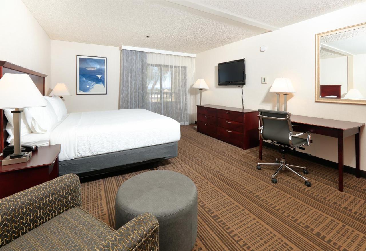 Holiday Inn & Suites Santa Maria By Ihg Екстер'єр фото
