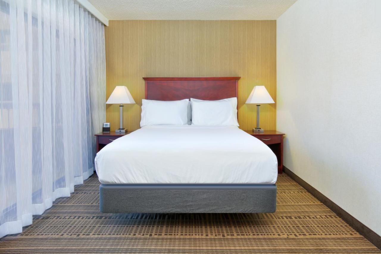 Holiday Inn & Suites Santa Maria By Ihg Екстер'єр фото