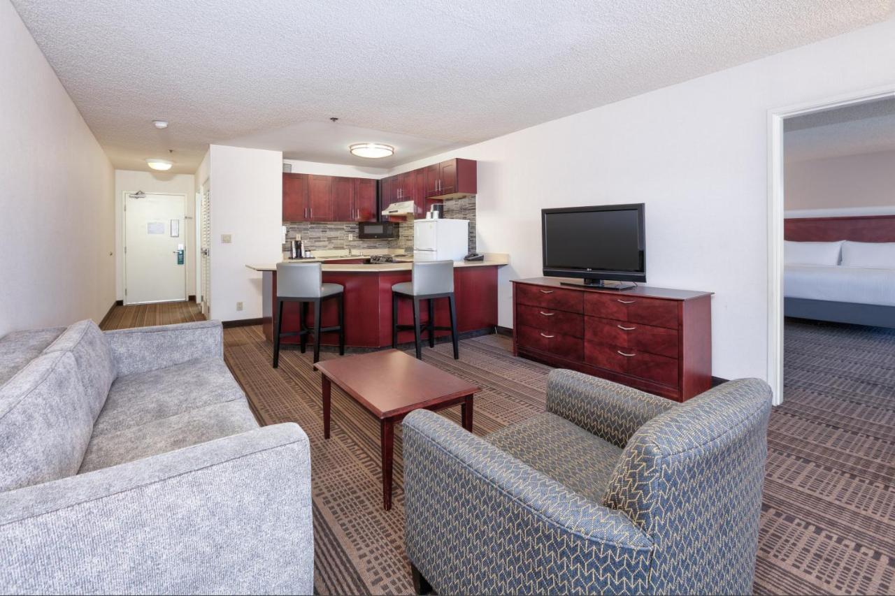Holiday Inn & Suites Santa Maria By Ihg Екстер'єр фото