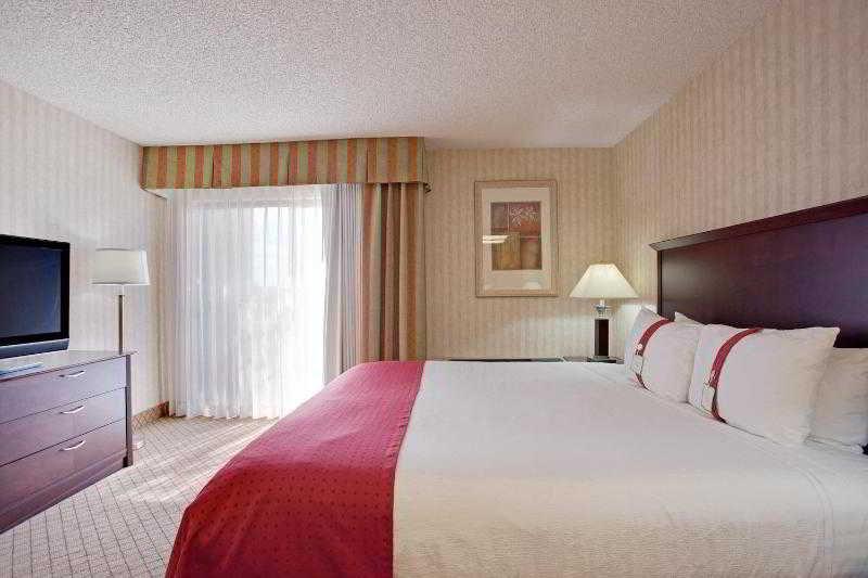 Holiday Inn & Suites Santa Maria By Ihg Екстер'єр фото